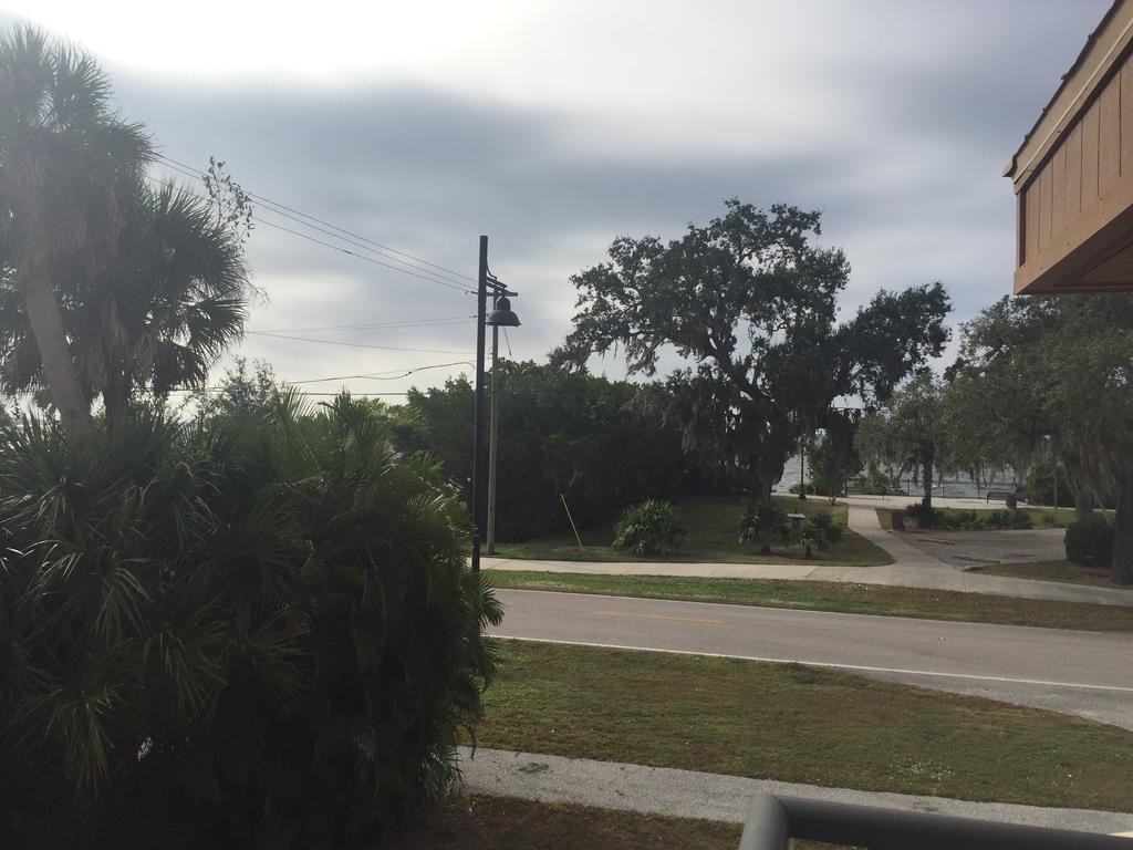 Charlotte Bay Resort Port Charlotte Exterior foto